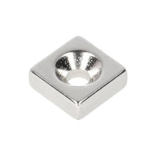 Neodym Blockmagnet mit Bohr-/Senkloch 13,5 x 13,5 x 5 mm N48 NiCuNi Südpol