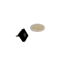 Neodymium Blokmagneet 25,4 x 25,4 x 12,7 mm N45 kunststof ommanteld met boor/verzinkgat - Magnetenspecialist Import & Export B.V.