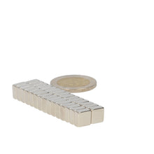 Neodymium Blokmagneet 8 x 8 x 4 mm N45 NiCuNi - Magnetenspecialist Import & Export B.V.